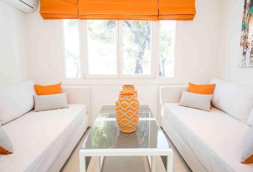 سوییت با چشمانداز دریا, Marpunta Resort, Santikos Collection