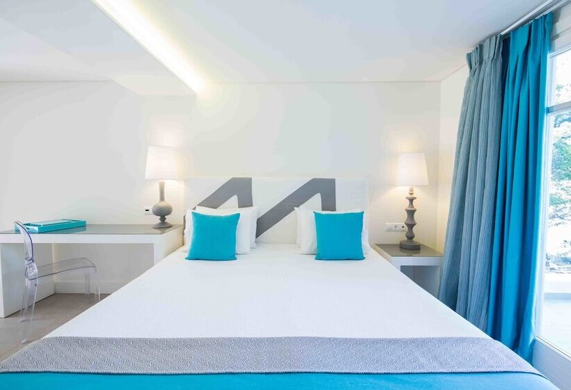 سوییت جونیور با چشمانداز دریا, Marpunta Resort, Santikos Collection