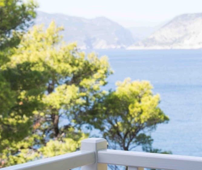 سوییت با چشمانداز دریا, Marpunta Resort, Santikos Collection