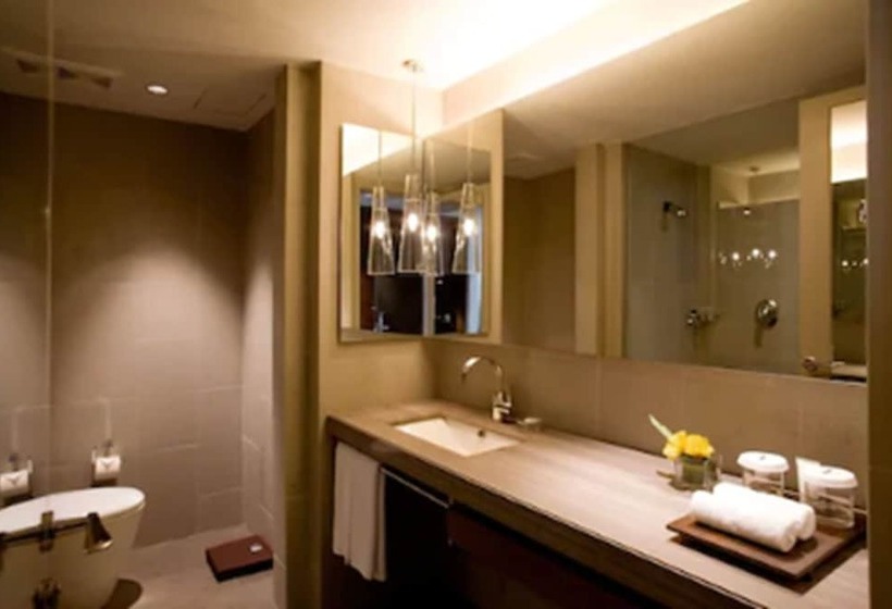Quarto Classe Business, Shanghai Parkyard