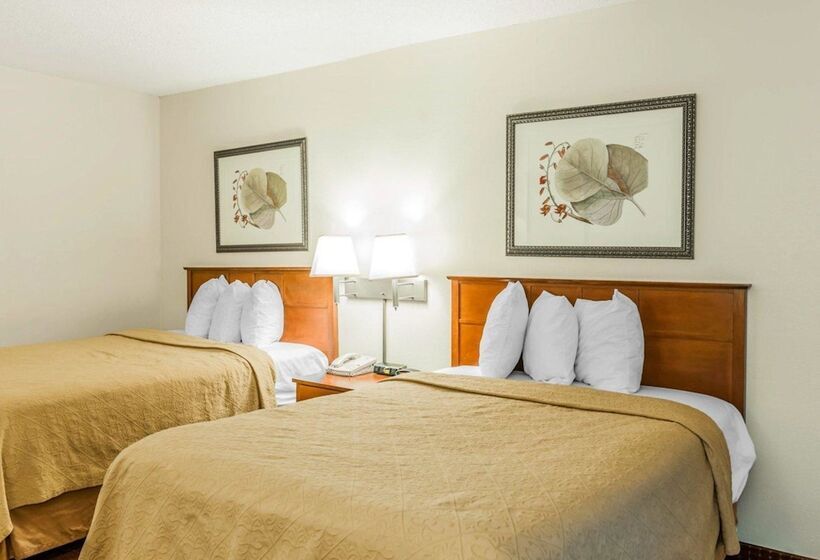 חדר סטנדרט שתי מיטות זוגיות, Baymont By Wyndham Indianapolis East