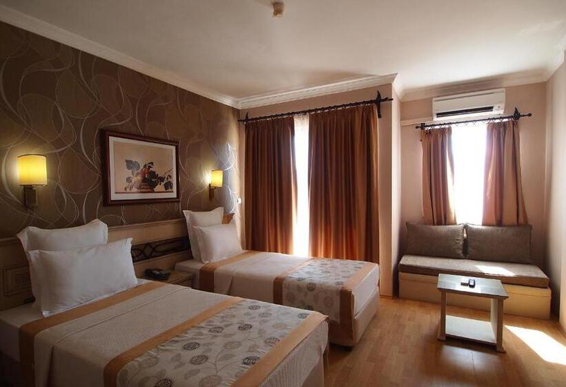 스탠다드 트리플 룸, Romance Beach