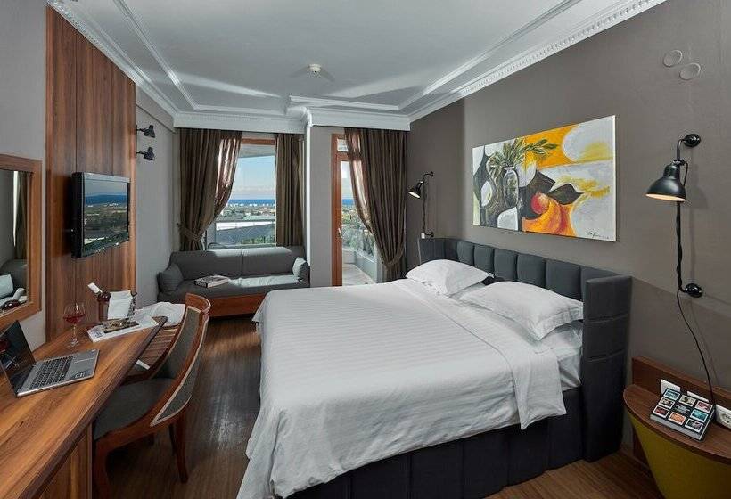 غرفة قياسية مطلّة علي البحر, Royal Hotel Thessaloniki