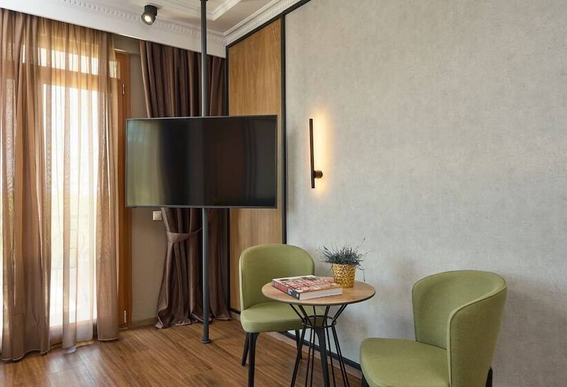 غرفة عائلية, Royal Hotel Thessaloniki