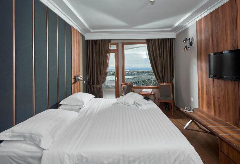 غرفة قياسية مطلّة علي البحر, Royal Hotel Thessaloniki