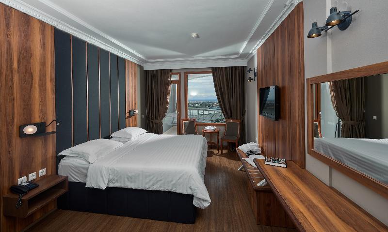 غرفة قياسية مطلّة علي البحر, Royal Hotel Thessaloniki