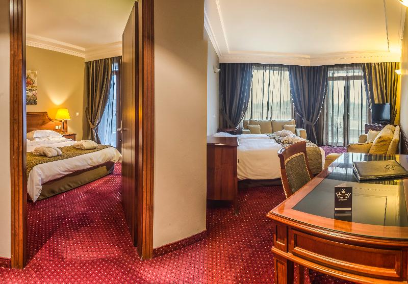غرفة عائلية, Royal Hotel Thessaloniki