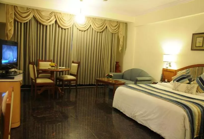 Premium-huone, Sandesh The Prince
