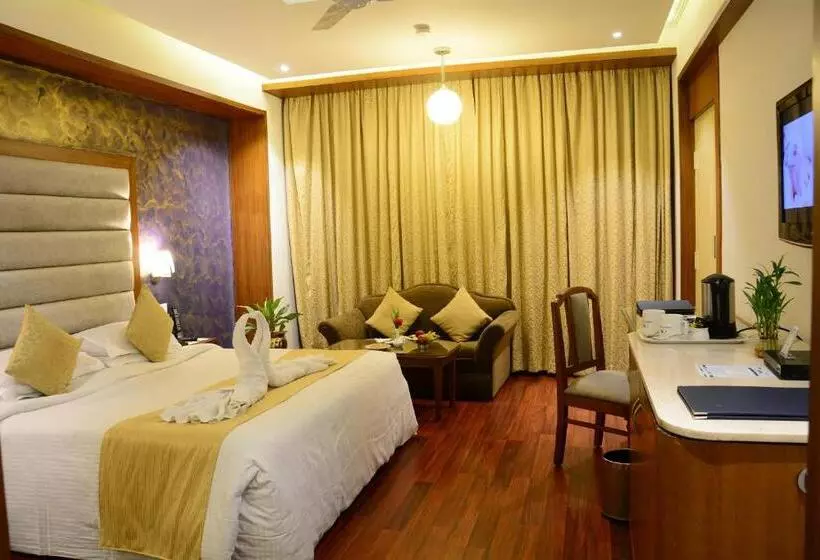 Premium-huone, Sandesh The Prince