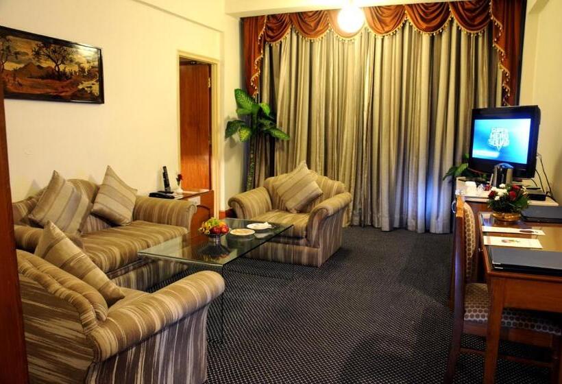 جناح بريميوم, Sandesh The Prince