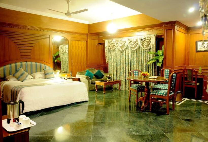 جناح إدارى, Sandesh The Prince