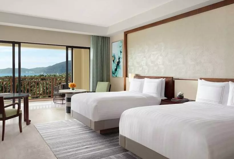 ２ダブルベッドのスタンダードルーム, The Ritzcarlton Sanya, Yalong Bay