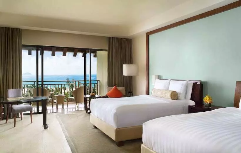 ２ダブルベッドのスタンダードルーム, The Ritzcarlton Sanya, Yalong Bay