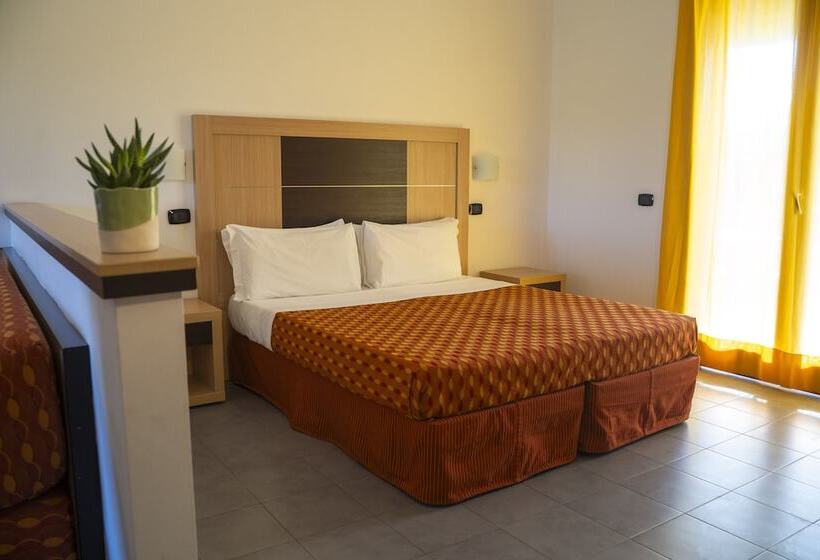 经典四人房间, Voi Baia Di Tindari Resort