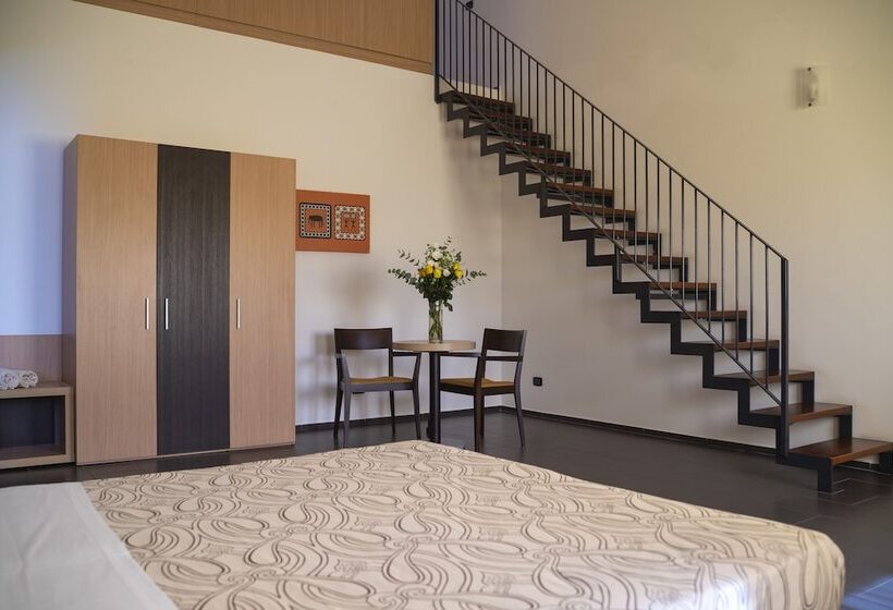 四人高级间, Voi Baia Di Tindari Resort