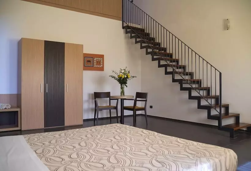 اتاق سوپریور چهار تخته, Voi Baia Di Tindari Resort