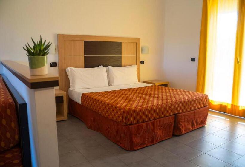 经典四人房间, Voi Baia Di Tindari Resort