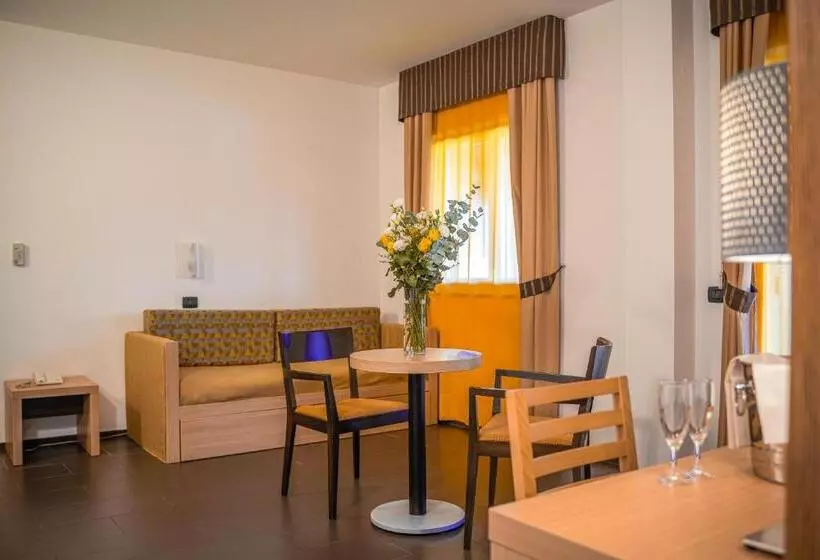 اتاق سوپریور سه تخته, Voi Baia Di Tindari Resort