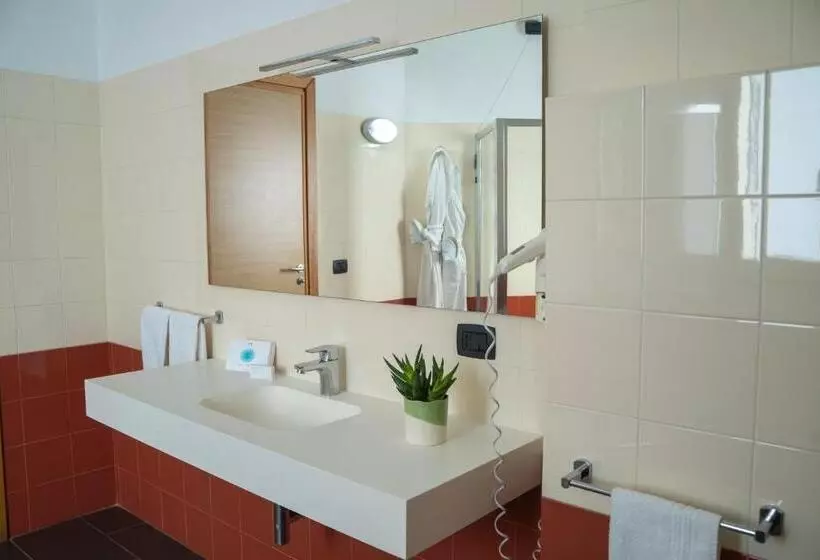 اتاق سوپریور چهار تخته, Voi Baia Di Tindari Resort