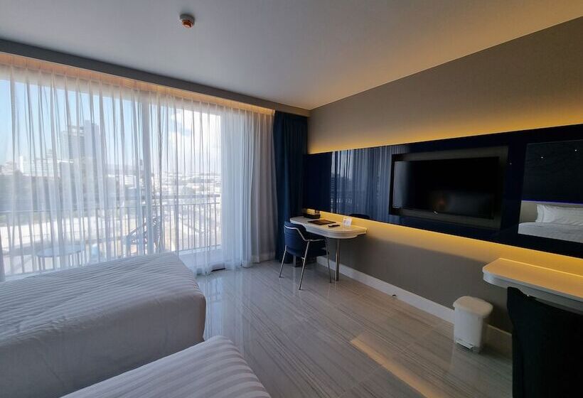 수피리어 룸, Pattaya Discovery Beach Hotel   Sha Extra Plus