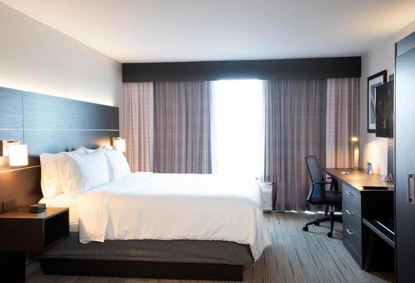 חדר סטנדרט עם מיטת קינג, Holiday Inn Express Hotel & Suites Chester, An Ihg