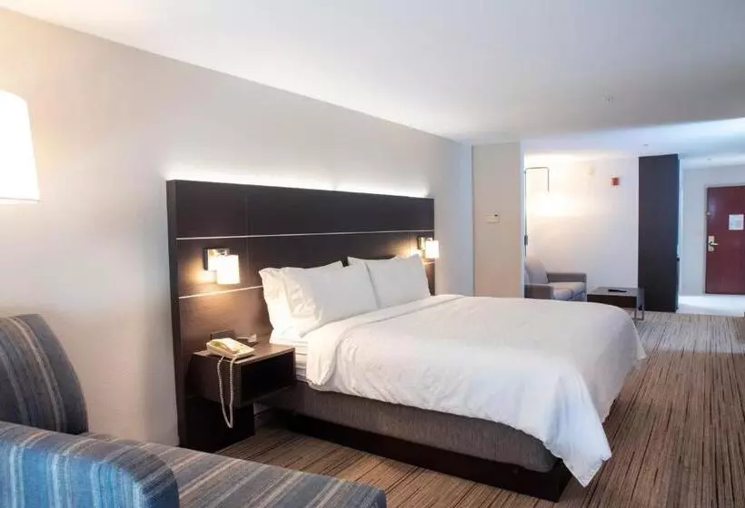 キングサイズベッドのスイートルーム, Holiday Inn Express Hotel & Suites Chester, An Ihg