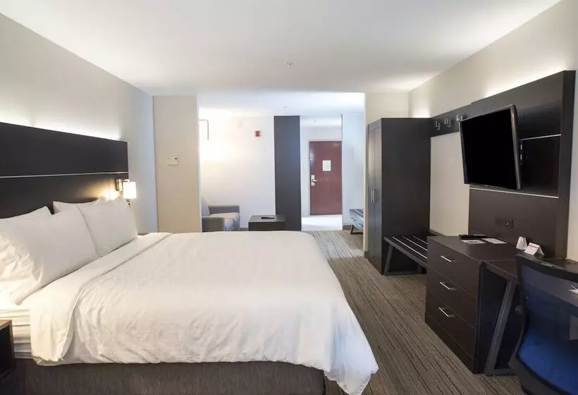 スイート, Holiday Inn Express Hotel & Suites Chester, An Ihg