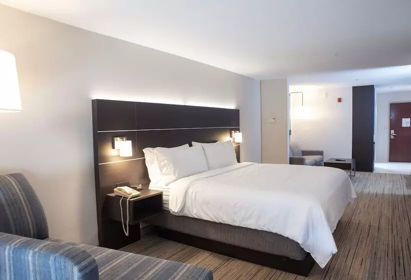 スイート, Holiday Inn Express Hotel & Suites Chester, An Ihg