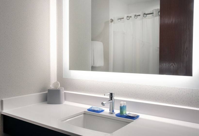 חדר סטנדרט, Holiday Inn Express Hotel & Suites Chester, An Ihg