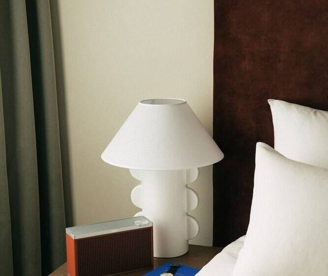 اتاق سوپریور, Att I Kvadraturen