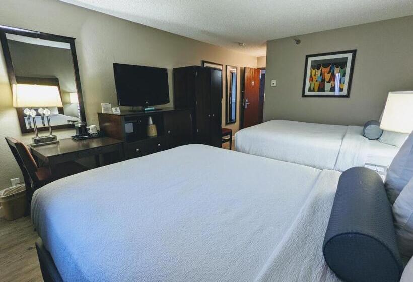 Номер Стандарт, Spark by Hilton Eden Prairie
