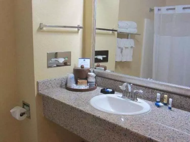 Sviitti, Best Western Plus Seawall Inn & Suites By The Beach