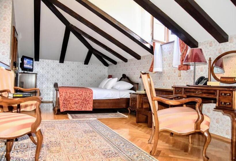 اتاق سوپریور, Boutique Hotel Kazbek