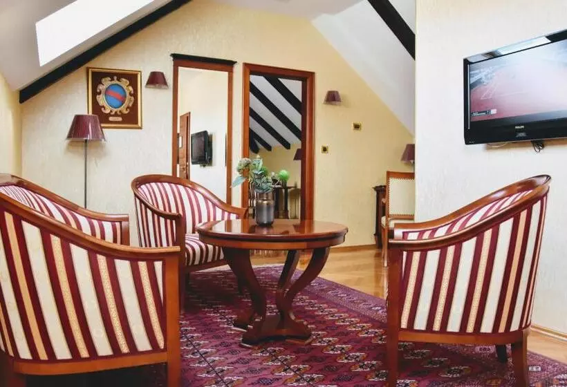 スイート, Boutique Hotel Kazbek