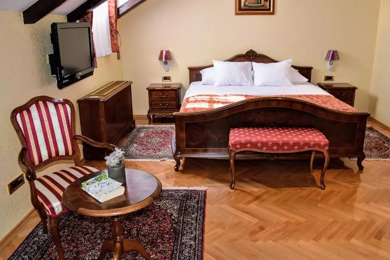 スーペリアールーム, Boutique Hotel Kazbek