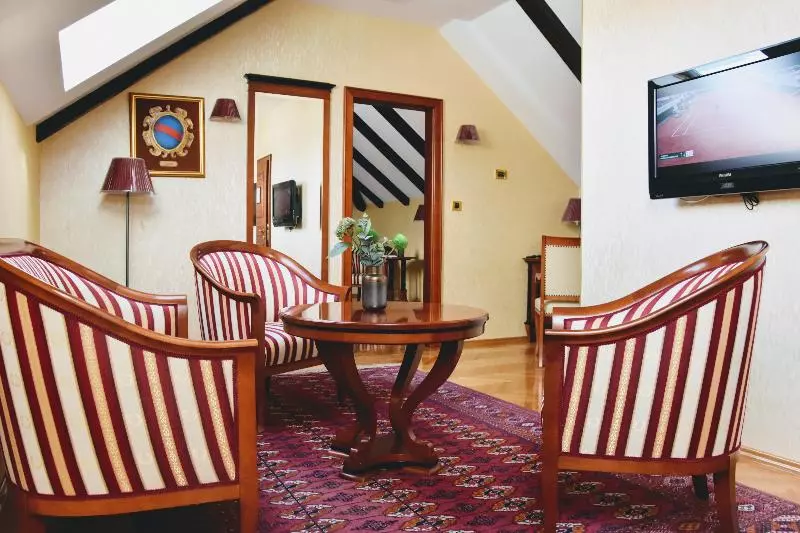 スイート, Boutique Hotel Kazbek