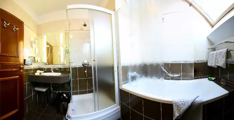 スイート, Boutique Hotel Kazbek