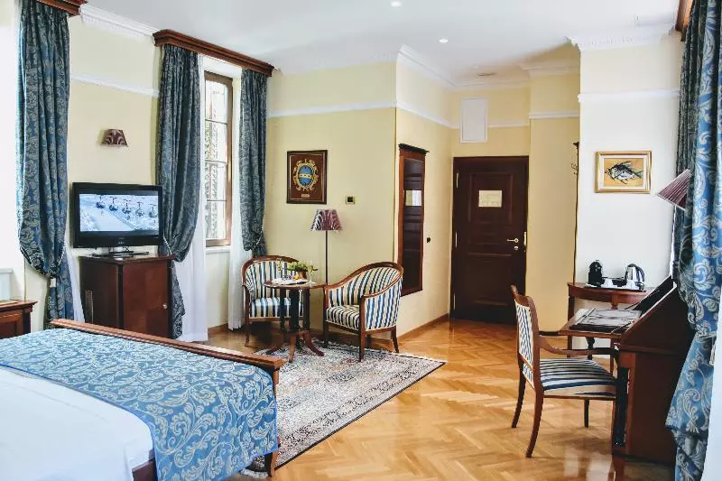 デラックスルーム, Boutique Hotel Kazbek
