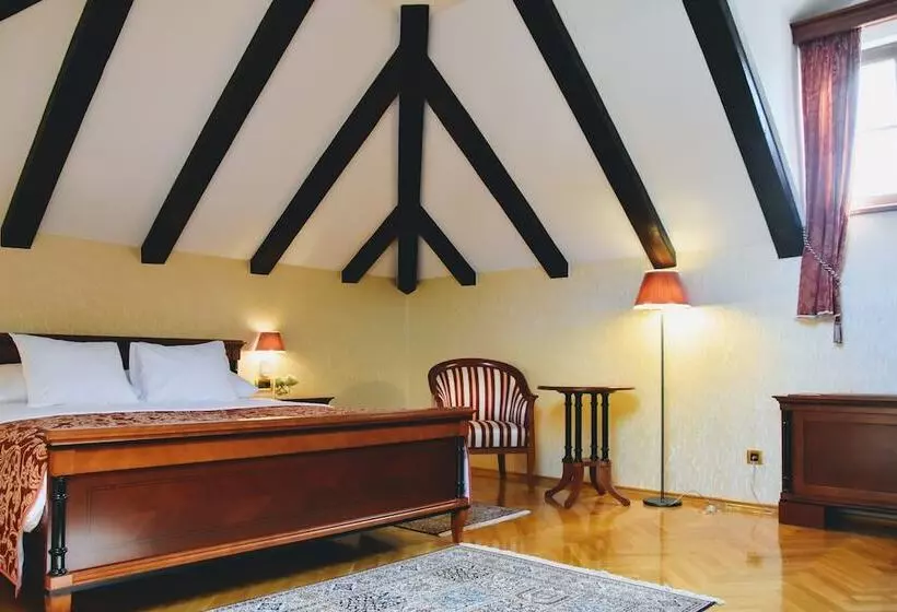 スイート, Boutique Hotel Kazbek