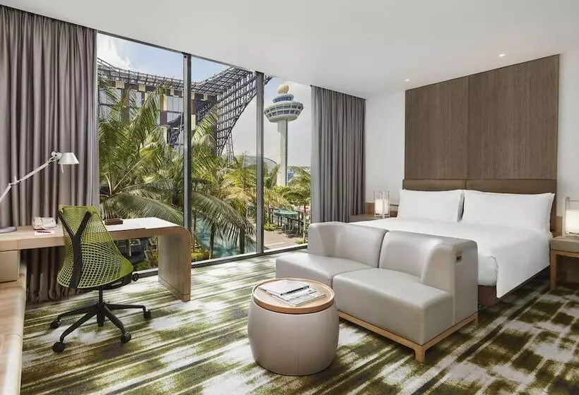 اتاق پرمیوم, Crowne Plaza Changi Airport, An Ihg