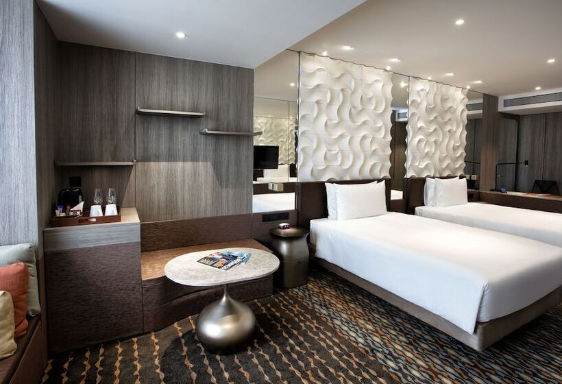 اتاق استاندارد, Crowne Plaza Changi Airport, An Ihg
