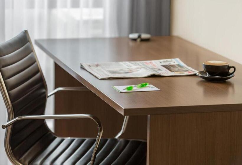 اتاق استاندارد با 2 تخت دوبل, Holiday Inn Auckland Airport, An Ihg