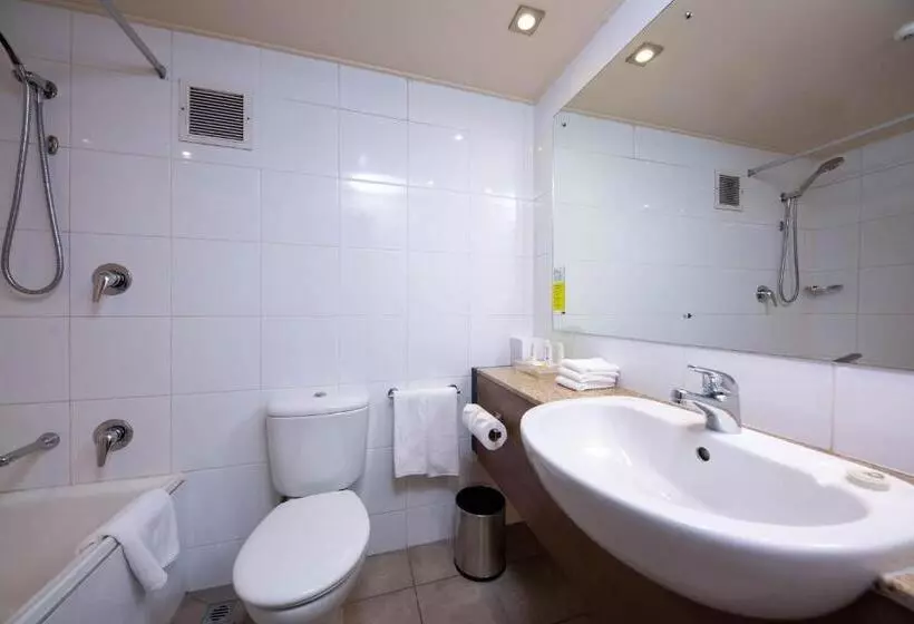 ２ダブルベッドのスタンダードルーム, Holiday Inn Auckland Airport, An Ihg