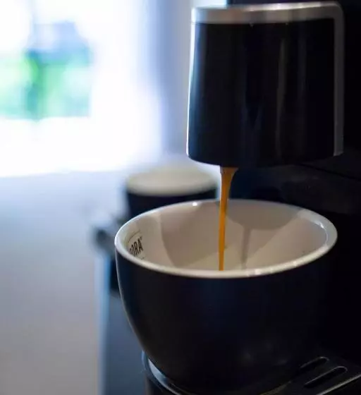 キングサイズベッドのスタンダードルーム, Holiday Inn Auckland Airport, An Ihg