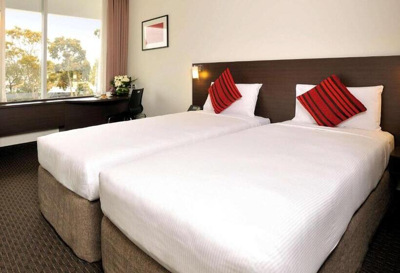 キングサイズベッドのスーペリアルーム, Ibis Melbourne Glen Waverley