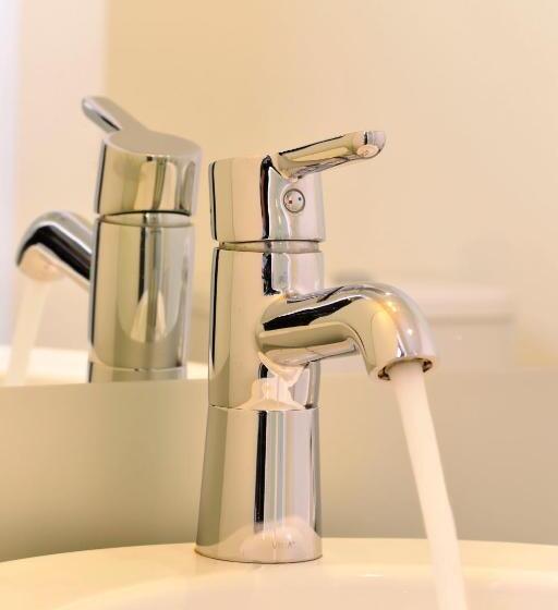 クイーンベッドのスーペリアルーム, Ibis Melbourne Glen Waverley