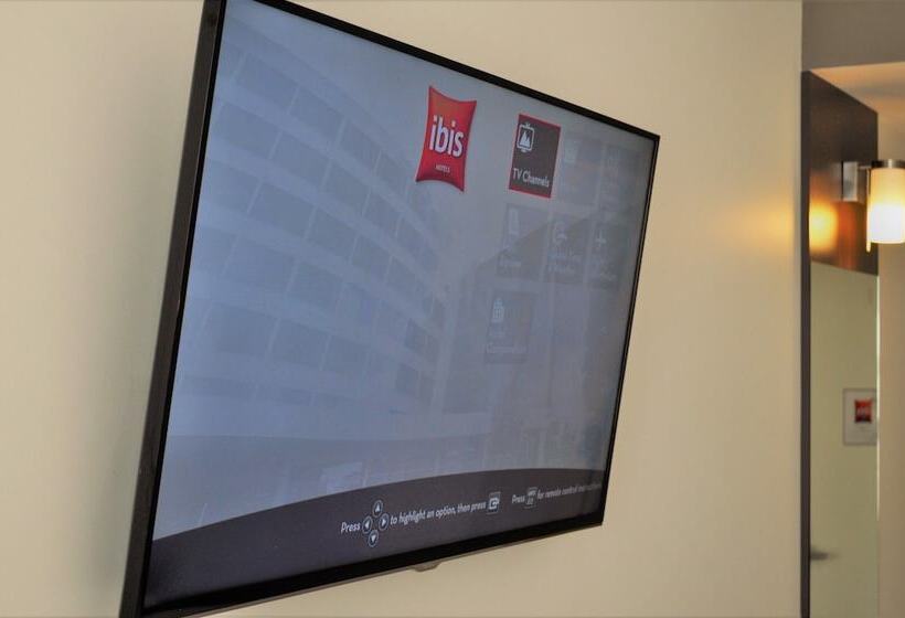 クイーンベッドのスーペリアルーム, Ibis Melbourne Glen Waverley