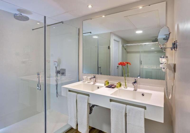 سوییت, La Malcontenta