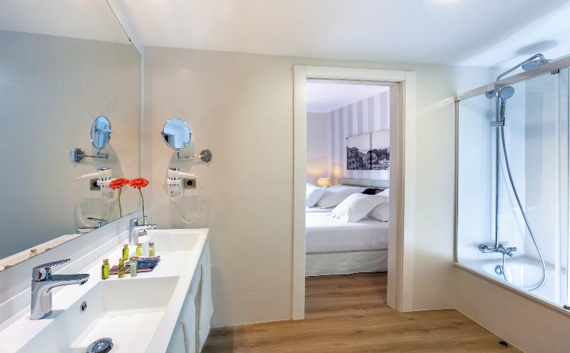 سوییت, La Malcontenta