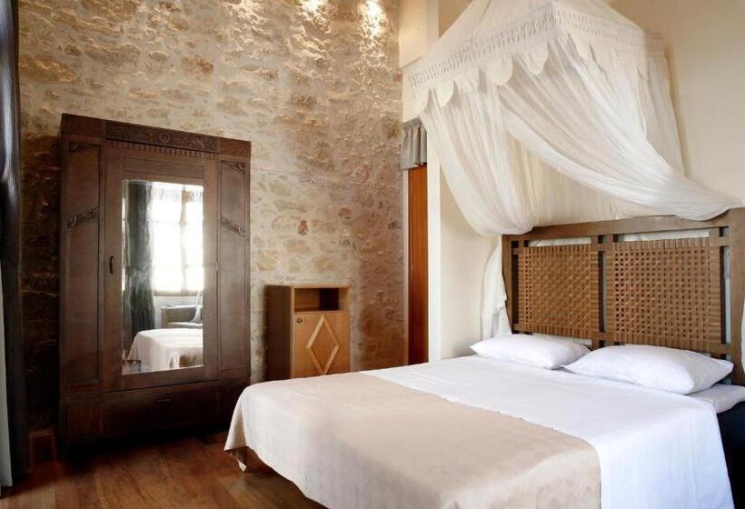 スタンダードトリプルルーム, Leo